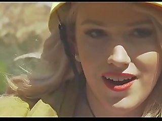 aspen brooks big dick trans fucks guy ass