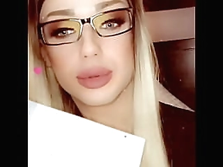 big booty shemale loves 10 thick strapon.