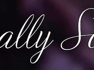 tgirl vanuchi sucks her boss s cock in the restaurant