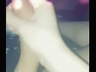 honey foxxx 4 tuggin on that cock