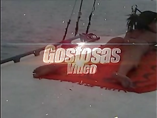 travesti  gostosa fode  em alto mar com capitao pauzudo