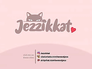 busty shemale kate masturbates all alone