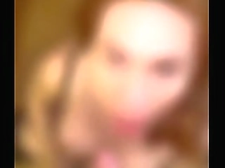 curvy christmas tranny danielly marinetto gets a sexy solo masturbation